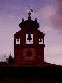 Glockenturm, Abendstimmung in der Toskana.